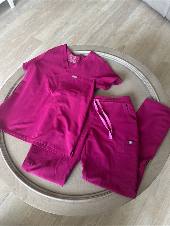 Figs Other - Figs Hot Pink Scrub Top & Drawstring Pants Set